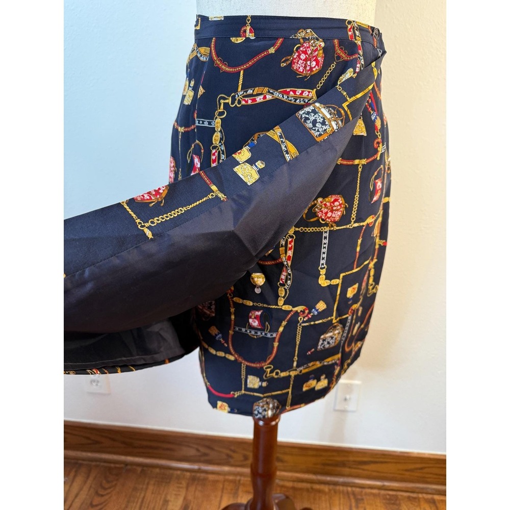 Petite Sophisticate Silk Skirt Size 6 Navy Blue Gold Chain Print Vintage - Picture 4 of 6